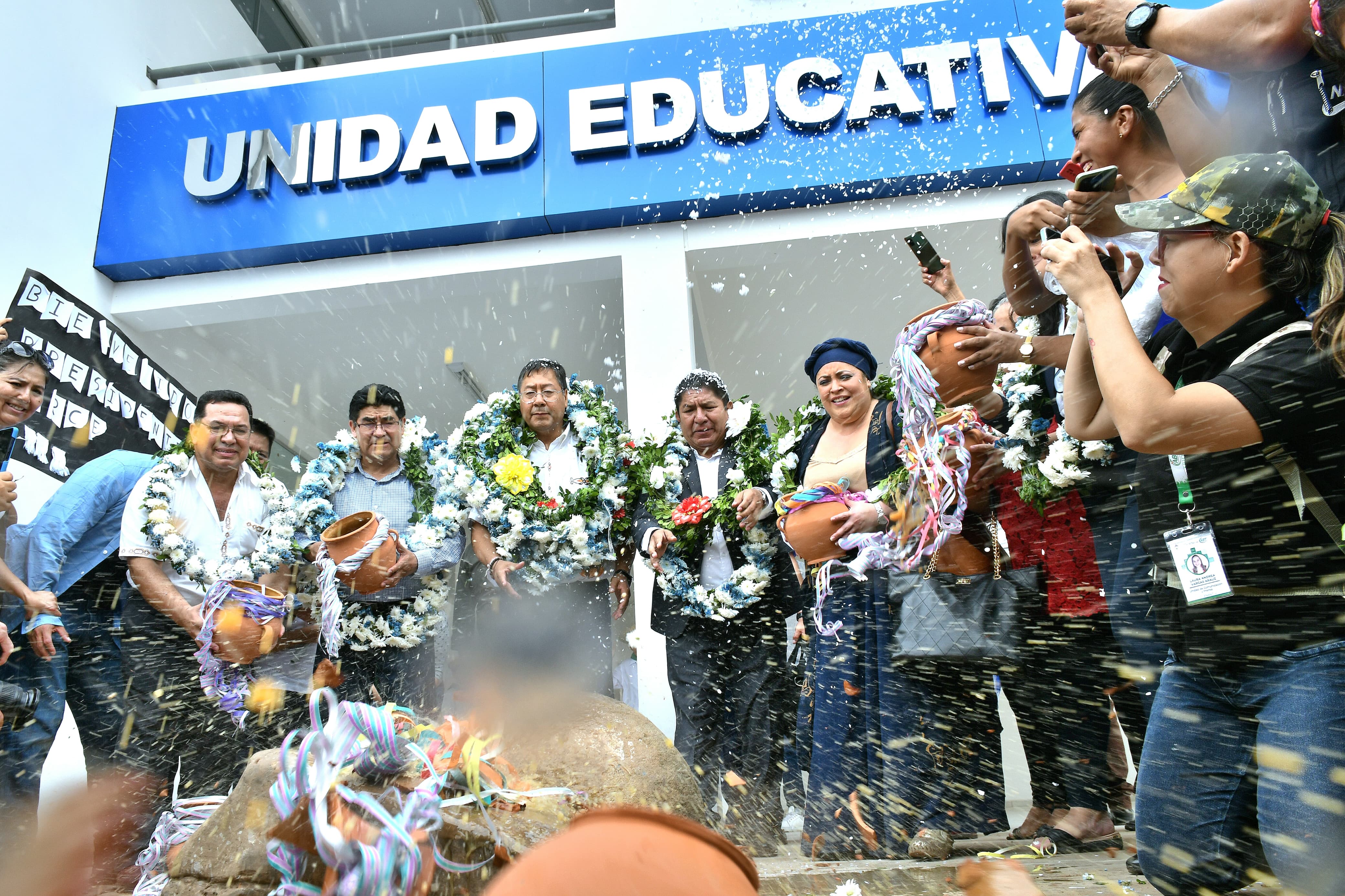Presidente Luis Arce Catacora y ministro Omar Veliz inauguran moderna infraestructura educativa en La Guardia, Santa Cruz